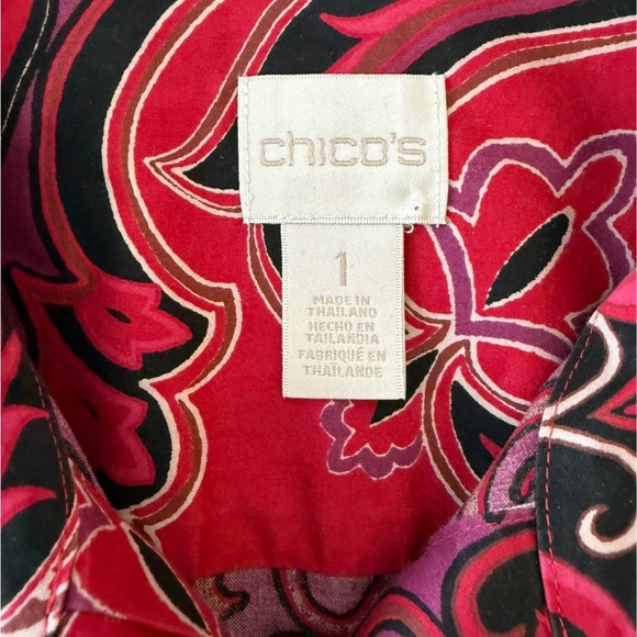 Chico's Red and Black Paisley No Iron Ladies Button Up, Size 1/M - Picture 4 of 8